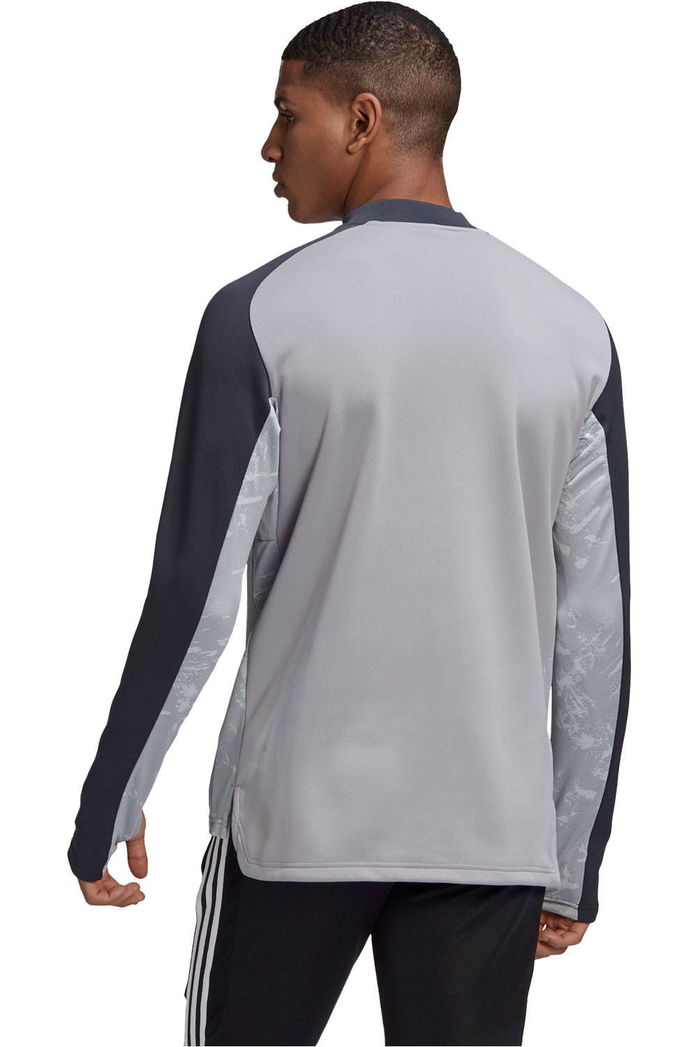 adidas camisetas fútbol manga larga Adidas B.MUNICH 22 EU WRM TOP vista trasera adidas camisetas fútbol manga larga Adidas B.MUNICH 22 EU WRM TOP vista trasera