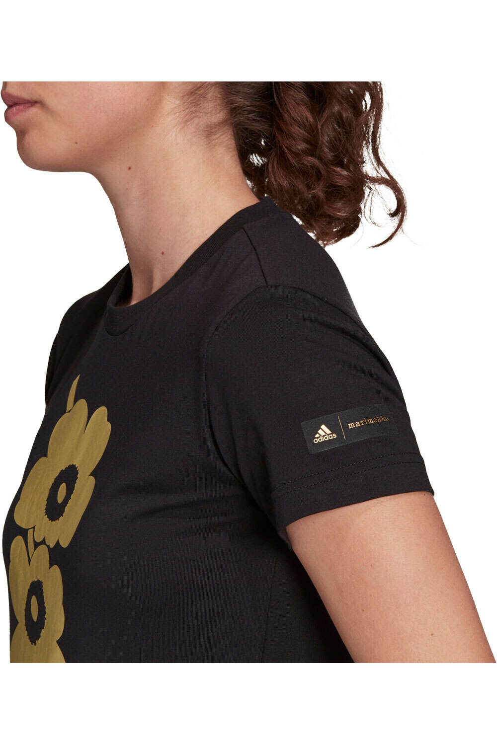 adidas camiseta manga corta mujer Adidas MARIMEKO GFX 2 vista trasera adidas camiseta manga corta mujer Adidas MARIMEKO GFX 2 vista trasera