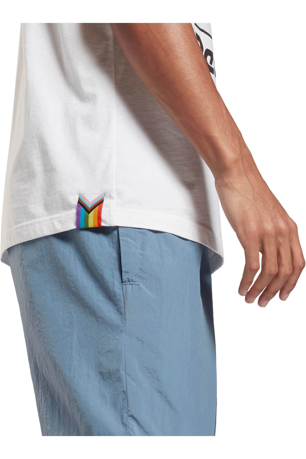 Reebok camiseta manga corta hombre Reebok TS PRIDE GRAPHIC TEE 03 Reebok camiseta manga corta hombre Reebok TS PRIDE GRAPHIC TEE 03