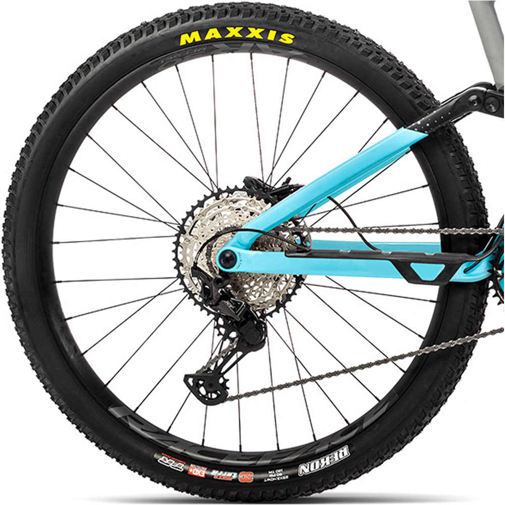 Orbea BICICLETA ELÉCTRICA MONTAÑA Orbea RISE H15 01 Orbea BICICLETA ELÉCTRICA MONTAÑA Orbea RISE H15 01