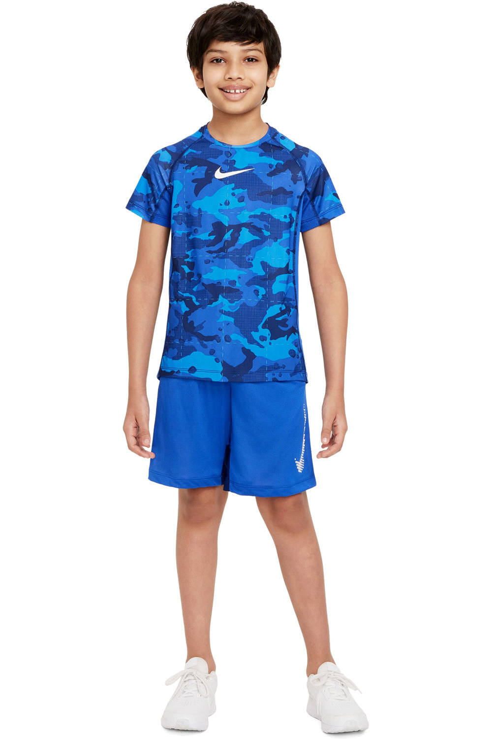 Nike camiseta manga corta niño Nike B NP DF SS TOP AOP vista detalle Nike camiseta manga corta niño Nike B NP DF SS TOP AOP vista detalle