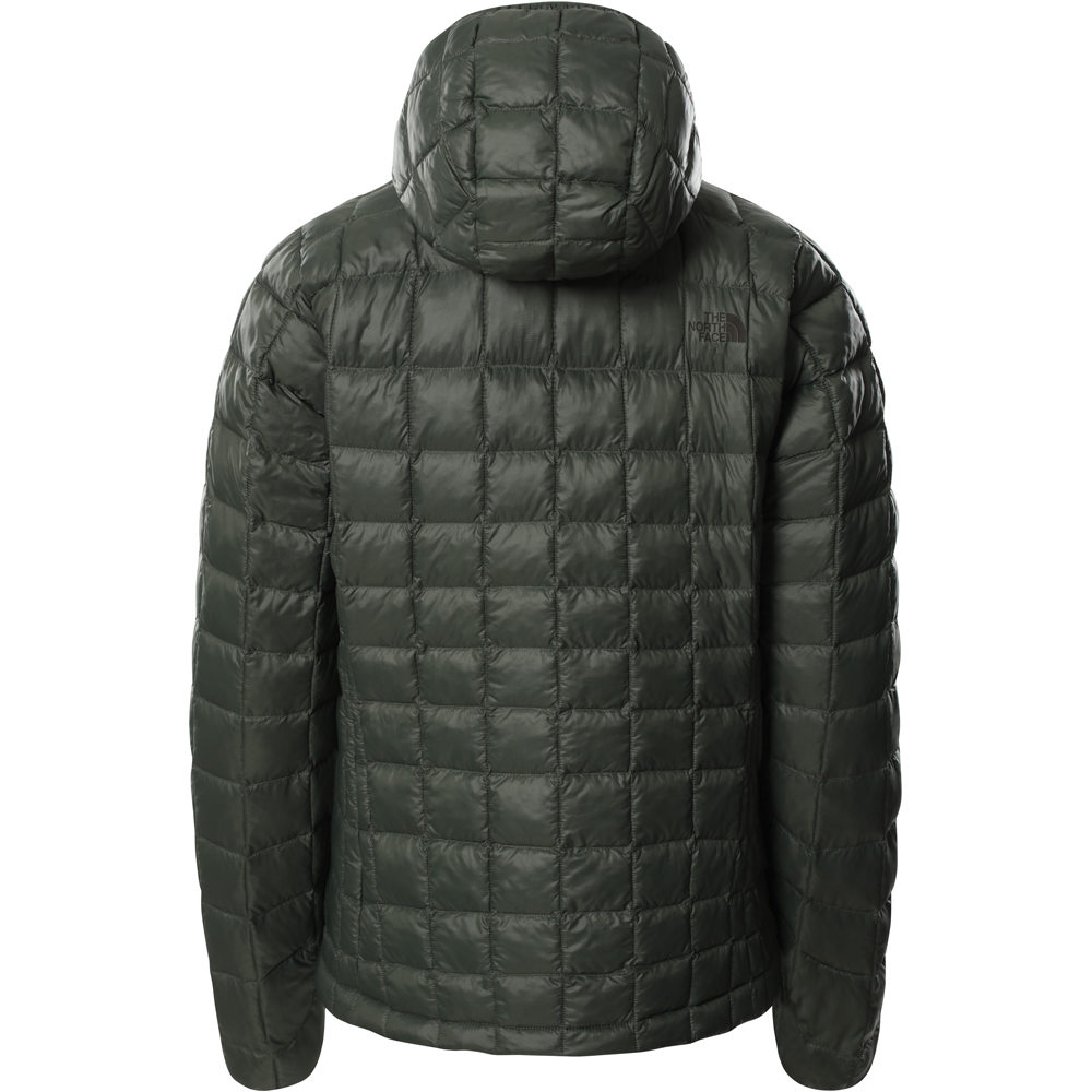 The North Face chaqueta outdoor mujer The North Face W THERMOBALL ECO HOODIE 2.0 vista trasera The North Face chaqueta outdoor mujer The North Face W THERMOBALL ECO HOODIE 2.0 vista trasera