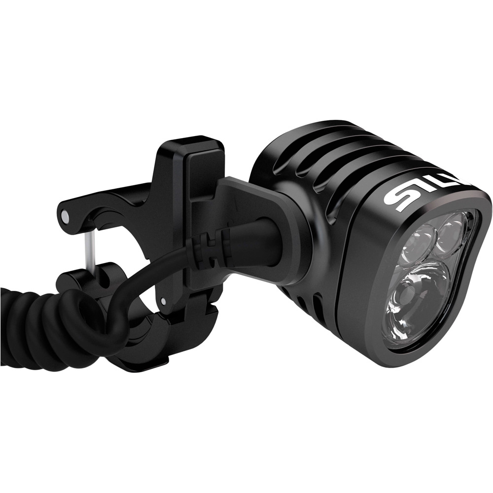 Silva frontal Silva EXCEED 4XT USB frontal 2000 lm/IPX5/Li-I 03 Silva frontal Silva EXCEED 4XT USB frontal 2000 lm/IPX5/Li-I 03