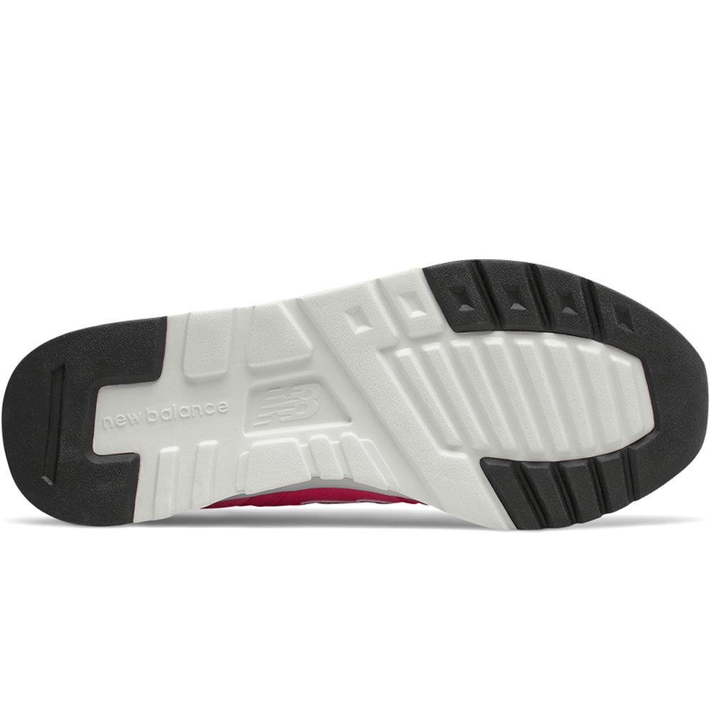 New Balance zapatilla moda mujer New Balance Classic 997Hv1 vista trasera New Balance zapatilla moda mujer New Balance Classic 997Hv1 vista trasera
