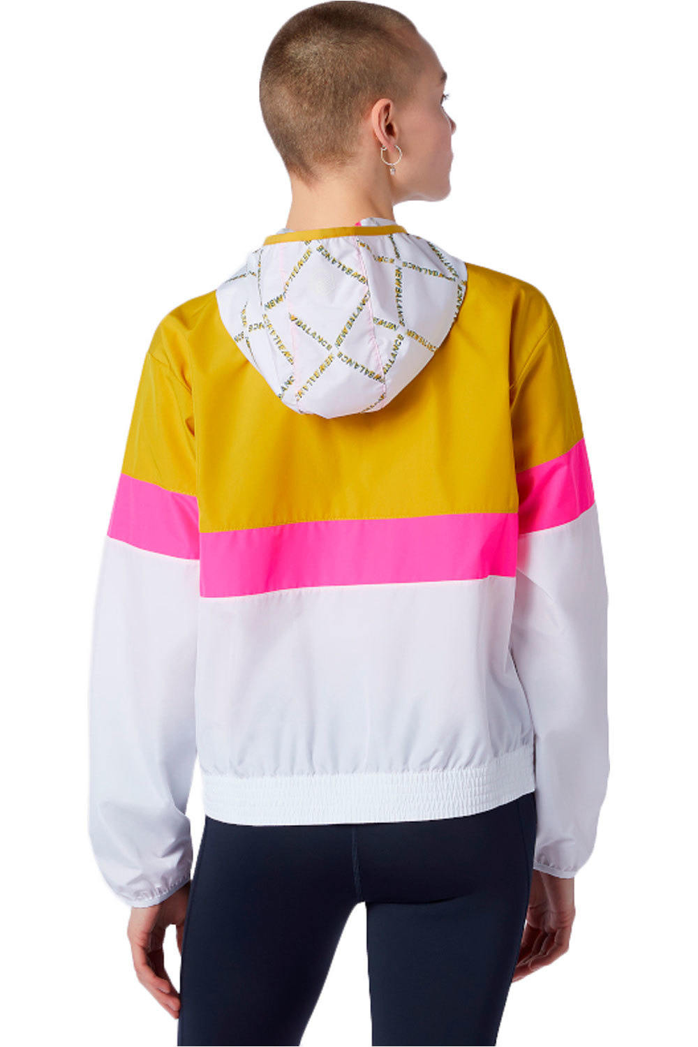 New Balance CHAQUETA RUNNING MUJER New Balance Printed Fast Flight Jacket vista trasera New Balance CHAQUETA RUNNING MUJER New Balance Printed Fast Flight Jacket vista trasera