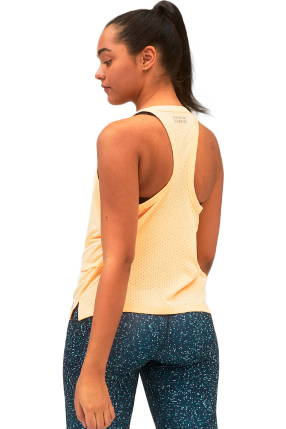 New Balance camiseta técnica tirantes mujer New Balance Impact Run Hybrid Tank vista trasera New Balance camiseta técnica tirantes mujer New Balance Impact Run Hybrid Tank vista trasera
