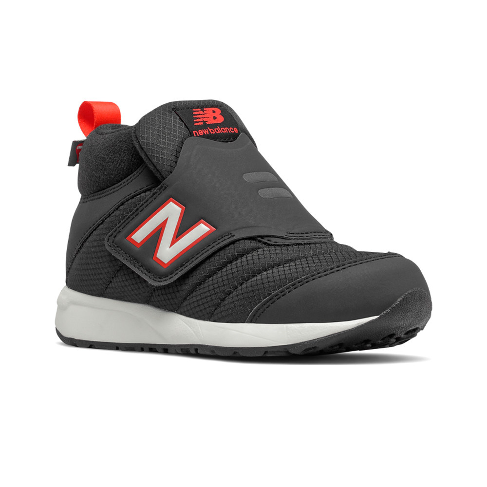 New Balance zapatilla moda niño New Balance Cozy Boot puntera New Balance zapatilla moda niño New Balance Cozy Boot puntera