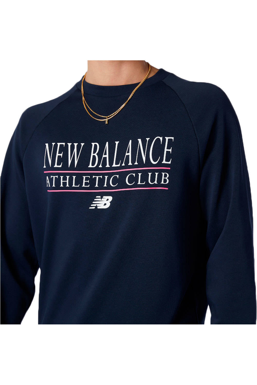 New Balance sudadera hombre New Balance NB Essentials Athletic Club Crew vista detalle New Balance sudadera hombre New Balance NB Essentials Athletic Club Crew vista detalle