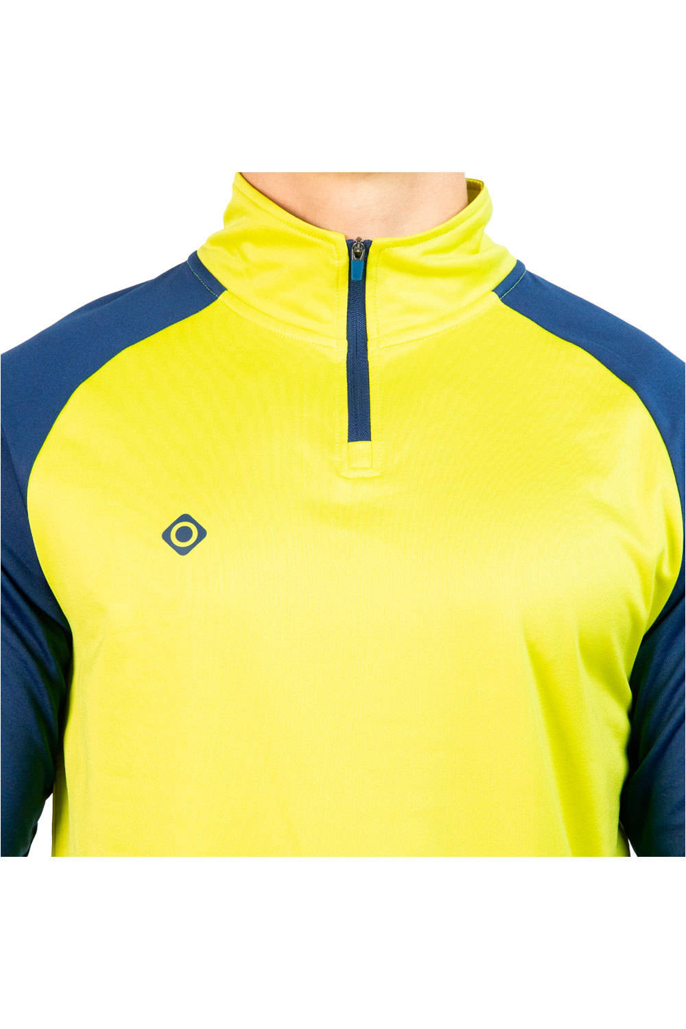 Izas camiseta técnica manga larga hombre Izas INDUS M vista trasera Izas camiseta técnica manga larga hombre Izas INDUS M vista trasera