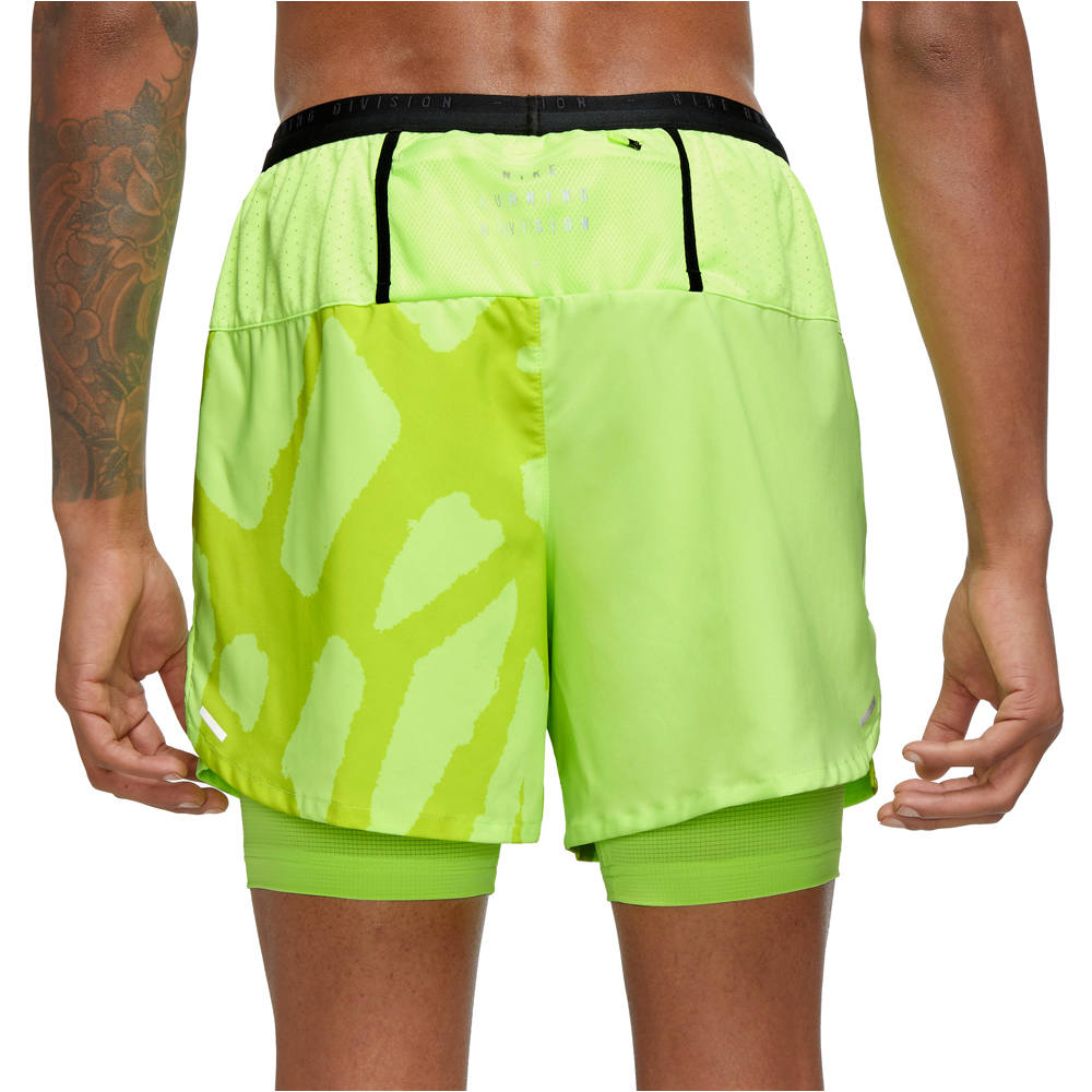 Nike pantaloneta técnica hombre Nike M NK DF STRIDE RD 2IN1 5IN vista trasera Nike pantaloneta técnica hombre Nike M NK DF STRIDE RD 2IN1 5IN vista trasera