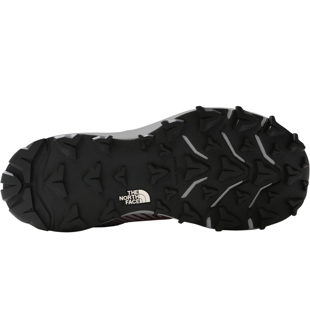 The North Face zapatilla trekking mujer The North Face W VECTIV FASTPACK FUTURELIGHT vista trasera The North Face zapatilla trekking mujer The North Face W VECTIV FASTPACK FUTURELIGHT vista trasera
