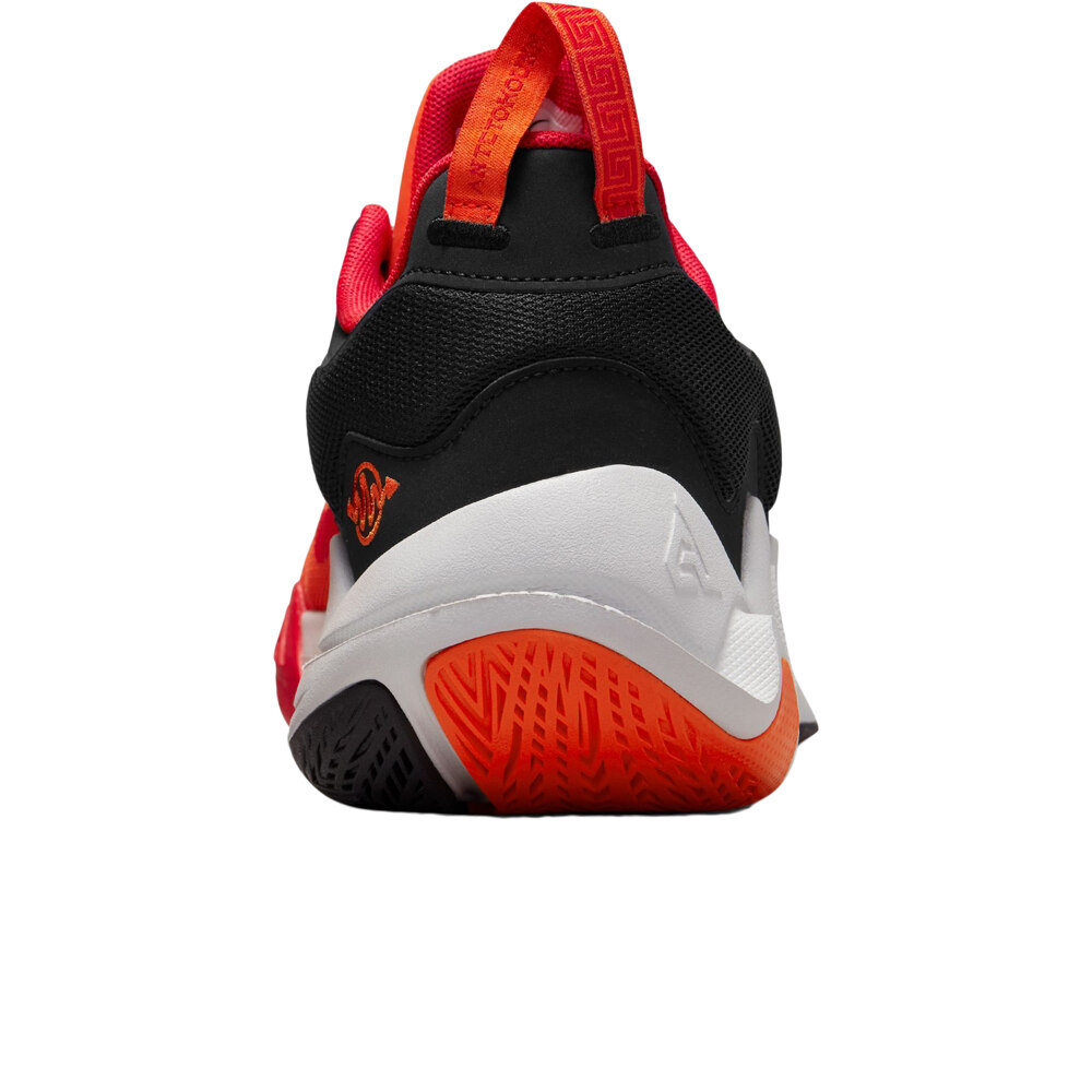 Nike zapatilla baloncesto Nike GIANNIN IMMORTALITY 2 NANE vista trasera Nike zapatilla baloncesto Nike GIANNIN IMMORTALITY 2 NANE vista trasera