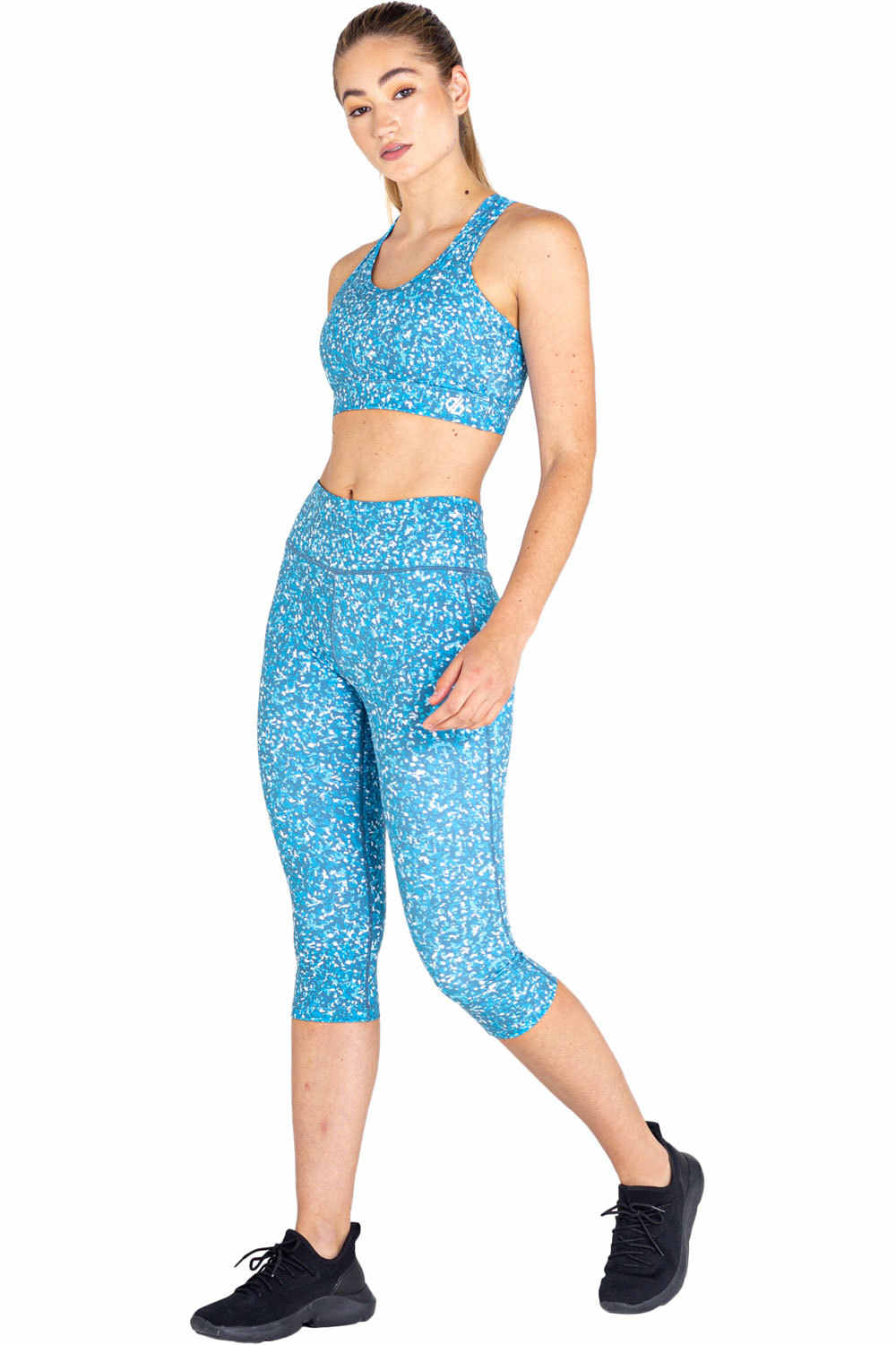 Dare2b mallas trail running cortas mujer Dare2b Influential 3/4 vista frontal Dare2b mallas trail running cortas mujer Dare2b Influential 3/4 vista frontal