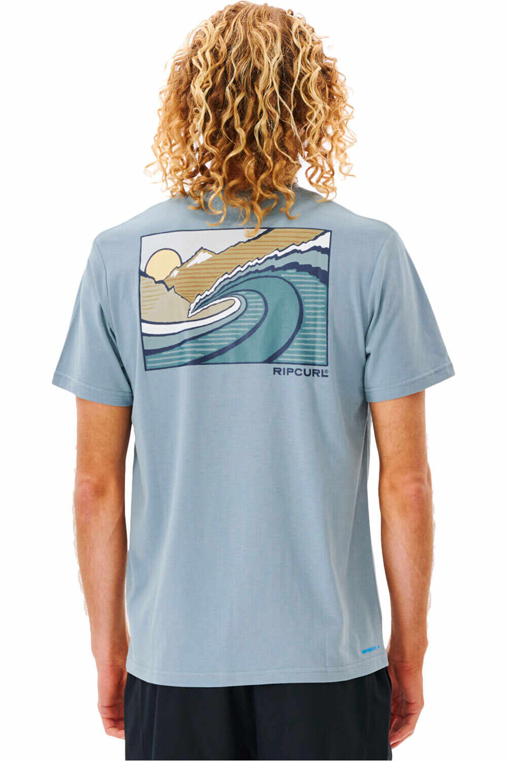 Rip Curl camiseta manga corta hombre Rip Curl VAPORCOOL ROGUE TEE vista detalle Rip Curl camiseta manga corta hombre Rip Curl VAPORCOOL ROGUE TEE vista detalle