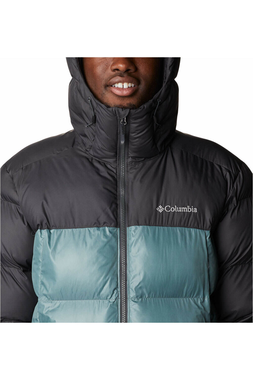 Columbia chaqueta outdoor hombre PIKE LAKE HOODED JACKET vista trasera Columbia chaqueta outdoor hombre PIKE LAKE HOODED JACKET vista trasera