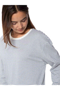 Protest camiseta manga larga mujer Protest NXGMAREE vista detalle Protest camiseta manga larga mujer Protest NXGMAREE vista detalle