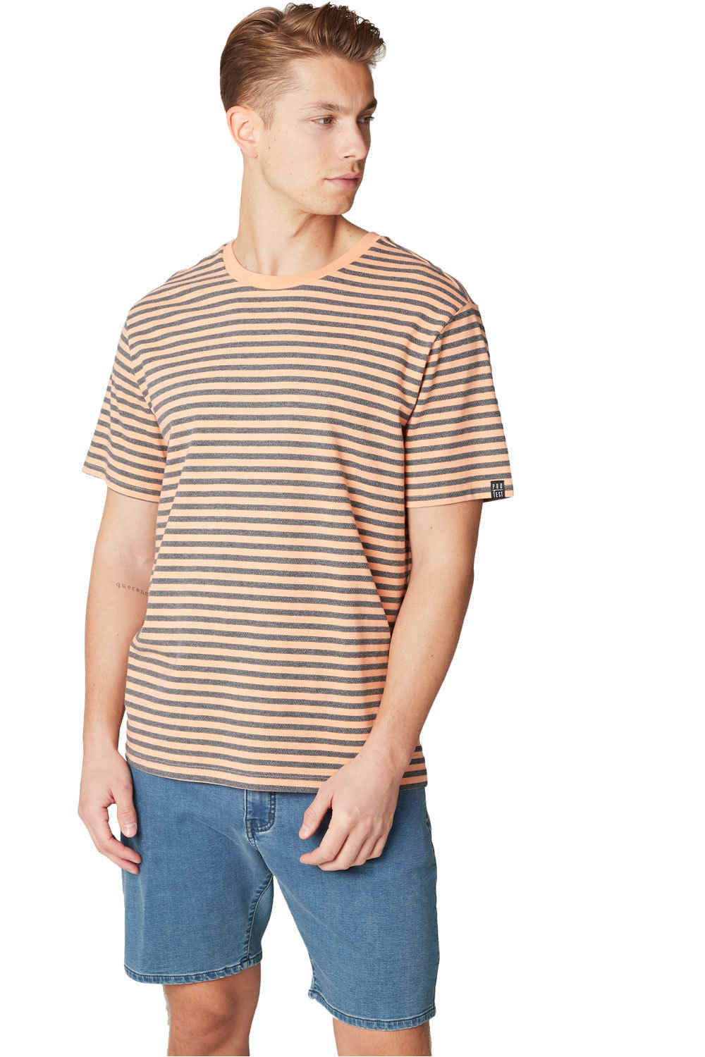 Protest camiseta manga corta hombre Protest PRTVALDEMAR vista frontal Protest camiseta manga corta hombre Protest PRTVALDEMAR vista frontal
