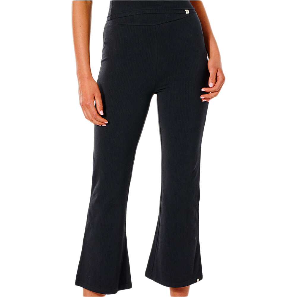 Rip Curl pantalón mujer Rip Curl PREMIUM RIB CROP PANT vista detalle Rip Curl pantalón mujer Rip Curl PREMIUM RIB CROP PANT vista detalle
