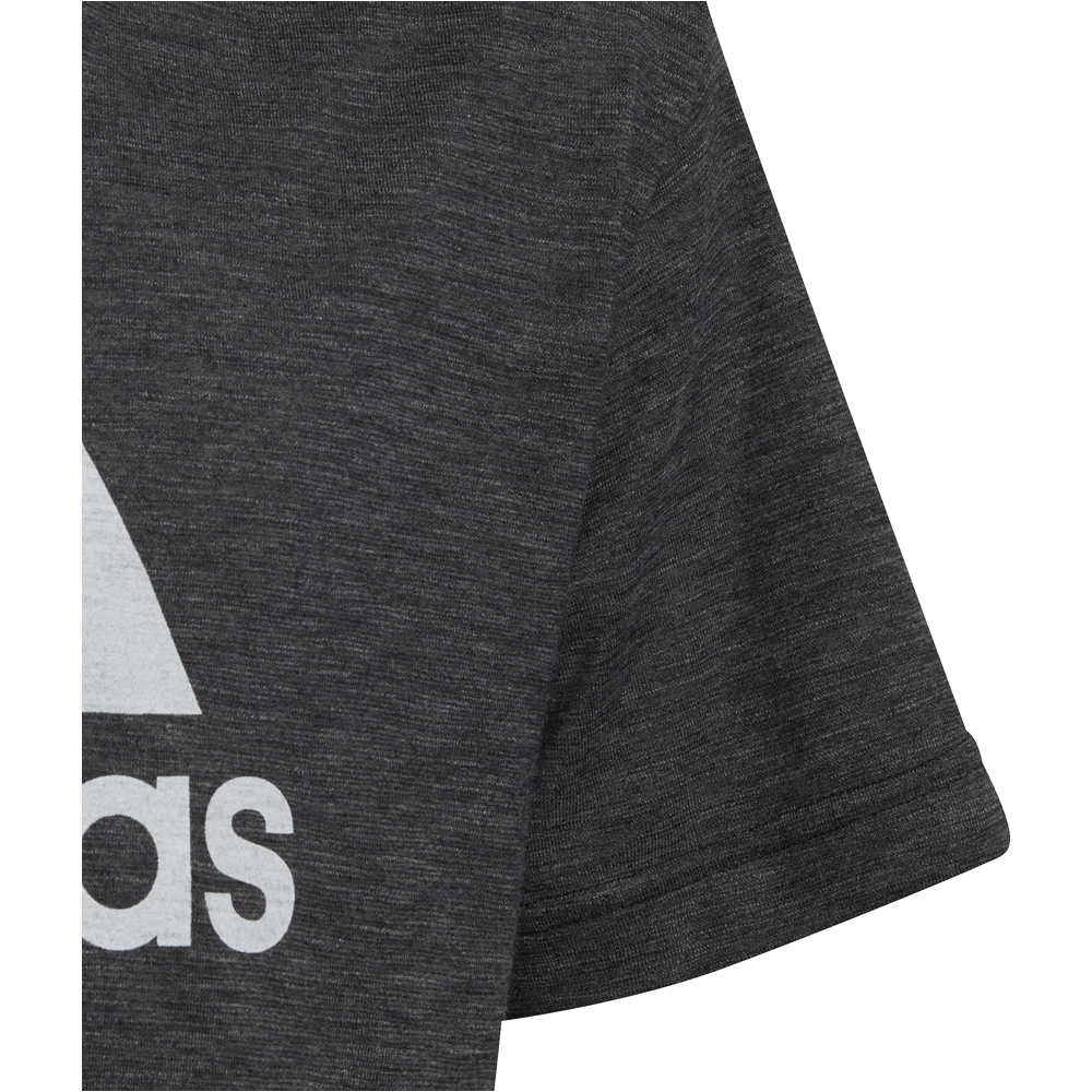 adidas camiseta manga corta niño Adidas B BOS SUM TEE vista detalle adidas camiseta manga corta niño Adidas B BOS SUM TEE vista detalle