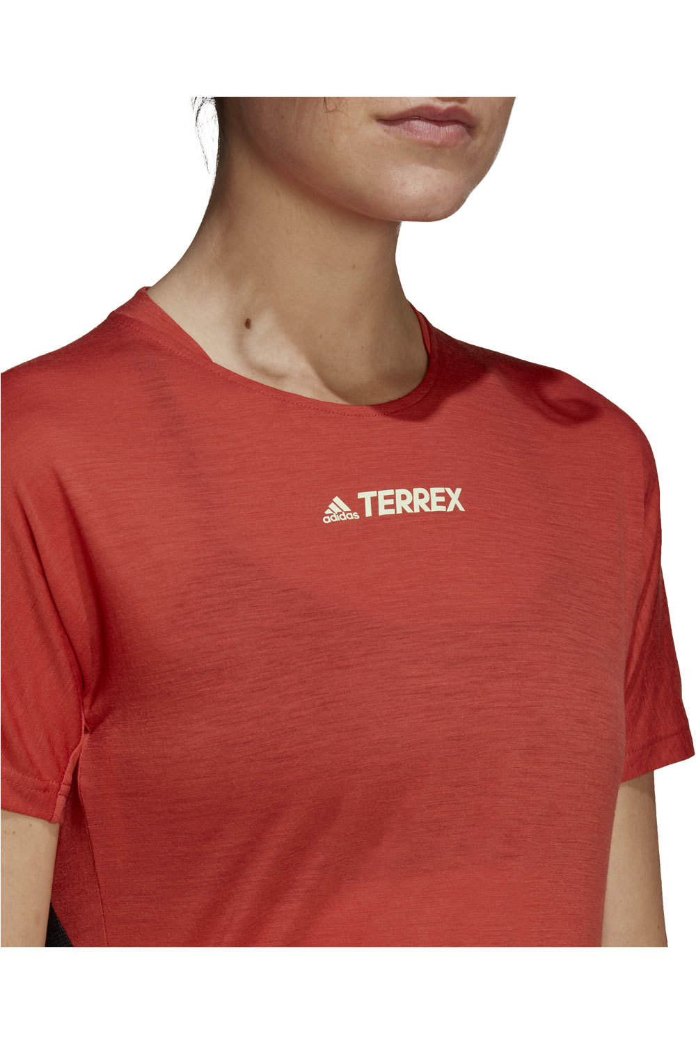 adidas camiseta entrenamiento manga corta mujer Adidas AGR PRO WL T W RO vista trasera adidas camiseta entrenamiento manga corta mujer Adidas AGR PRO WL T W RO vista trasera