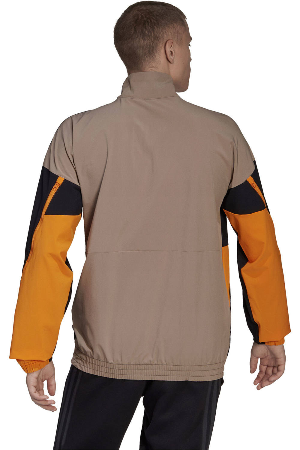 adidas sudadera hombre Adidas M TRVL VENT TT NE vista trasera adidas sudadera hombre Adidas M TRVL VENT TT NE vista trasera