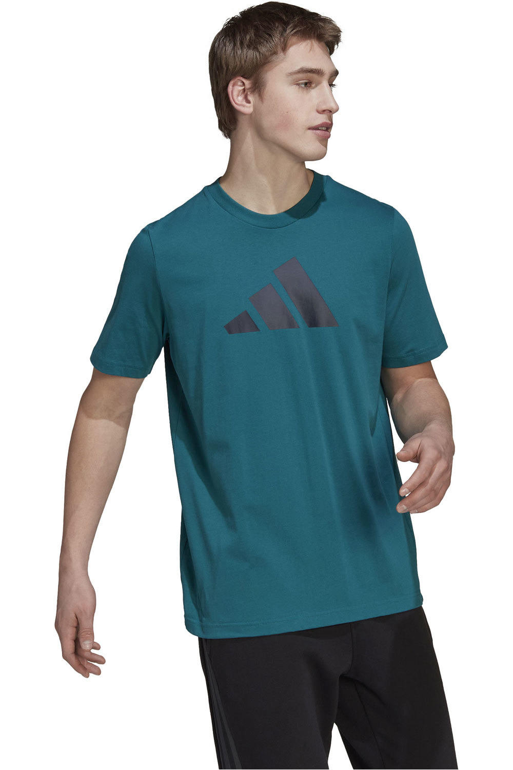 adidas camiseta manga corta hombre Adidas M FI 3BAR TEE VE vista detalle adidas camiseta manga corta hombre Adidas M FI 3BAR TEE VE vista detalle
