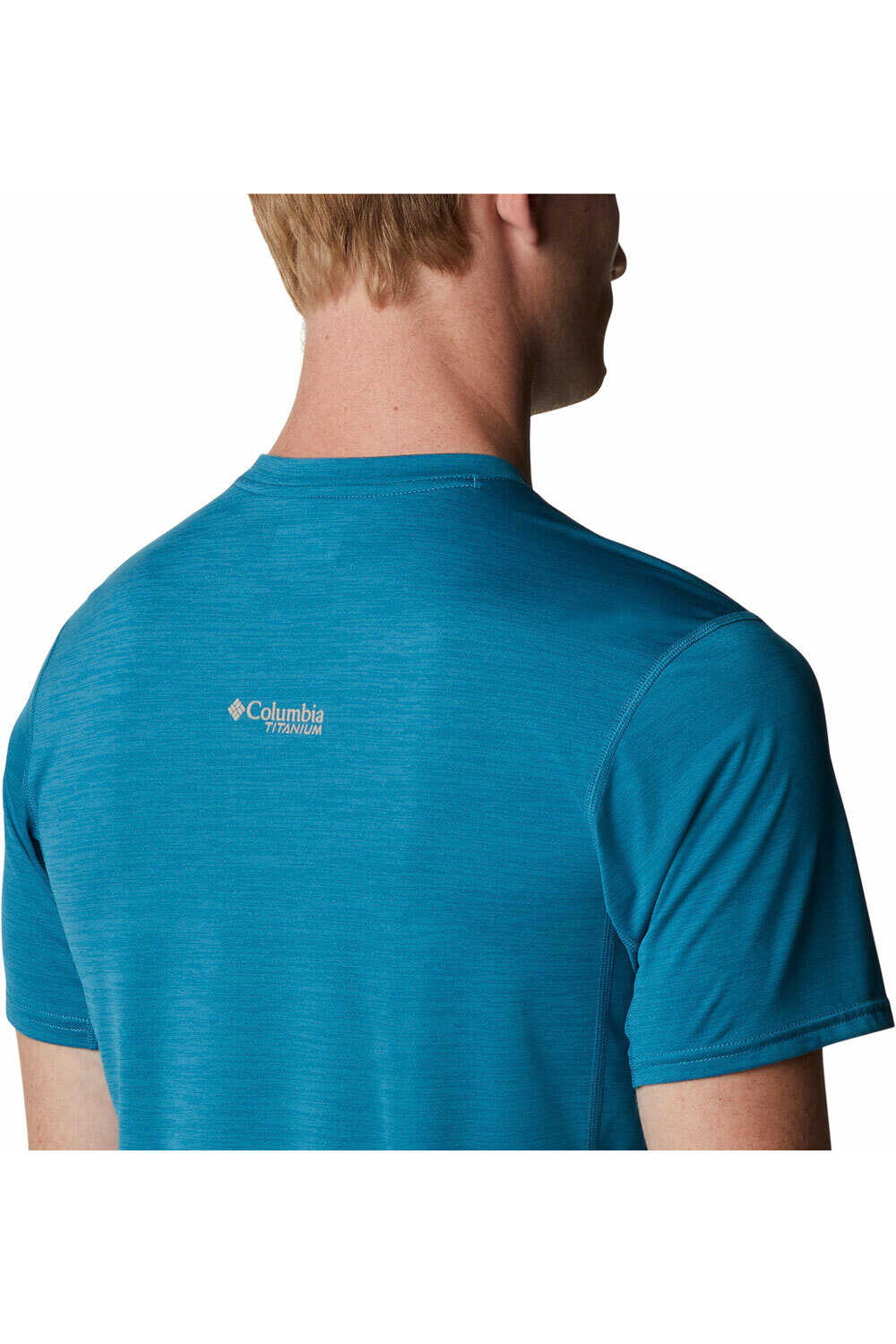 Columbia camisetas trail running manga corta hombre Columbia M Titan Pass Graphic Tee vista detalle Columbia camisetas trail running manga corta hombre Columbia M Titan Pass Graphic Tee vista detalle