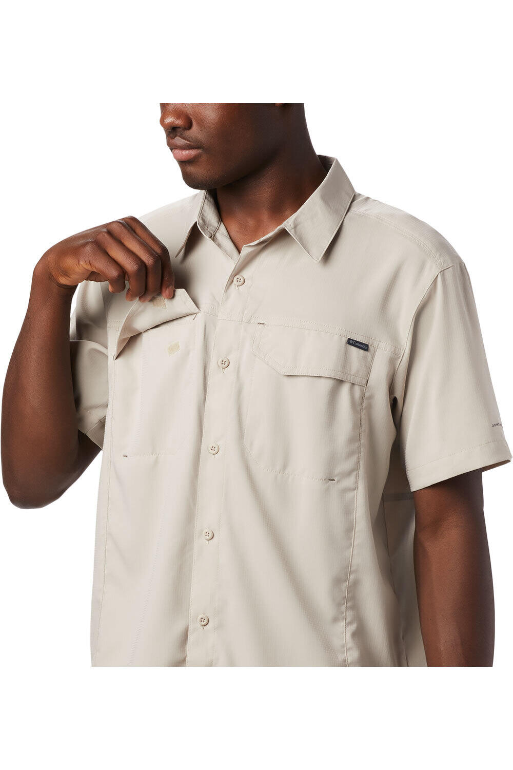 Columbia camisa montaña manga corta hombre Columbia Silver Ridge Lite Short Sleeve Shirt vista detalle Columbia camisa montaña manga corta hombre Columbia Silver Ridge Lite Short Sleeve Shirt vista detalle