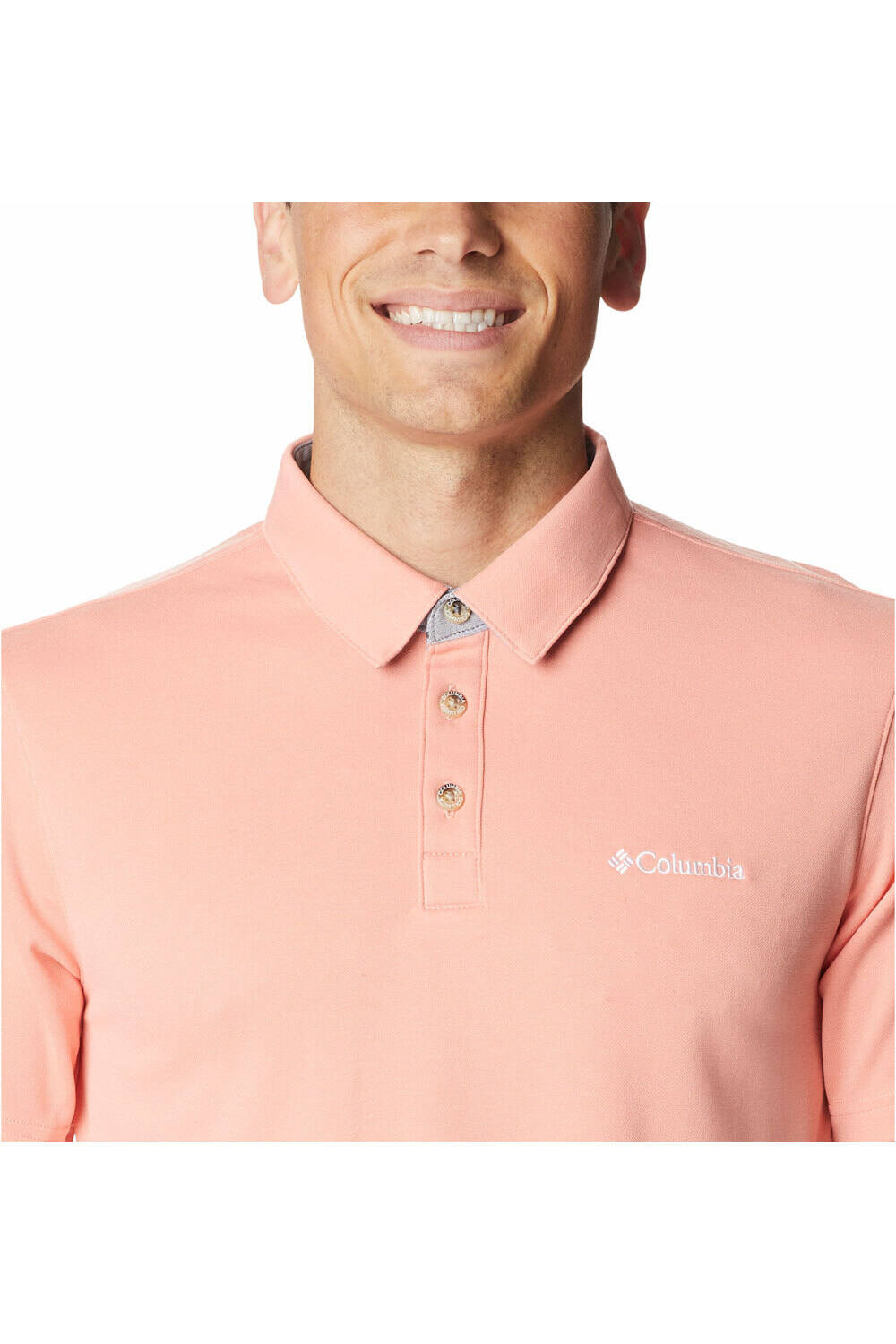 Columbia camiseta montaña manga corta hombre Columbia Nelson Point Polo vista trasera Columbia camiseta montaña manga corta hombre Columbia Nelson Point Polo vista trasera