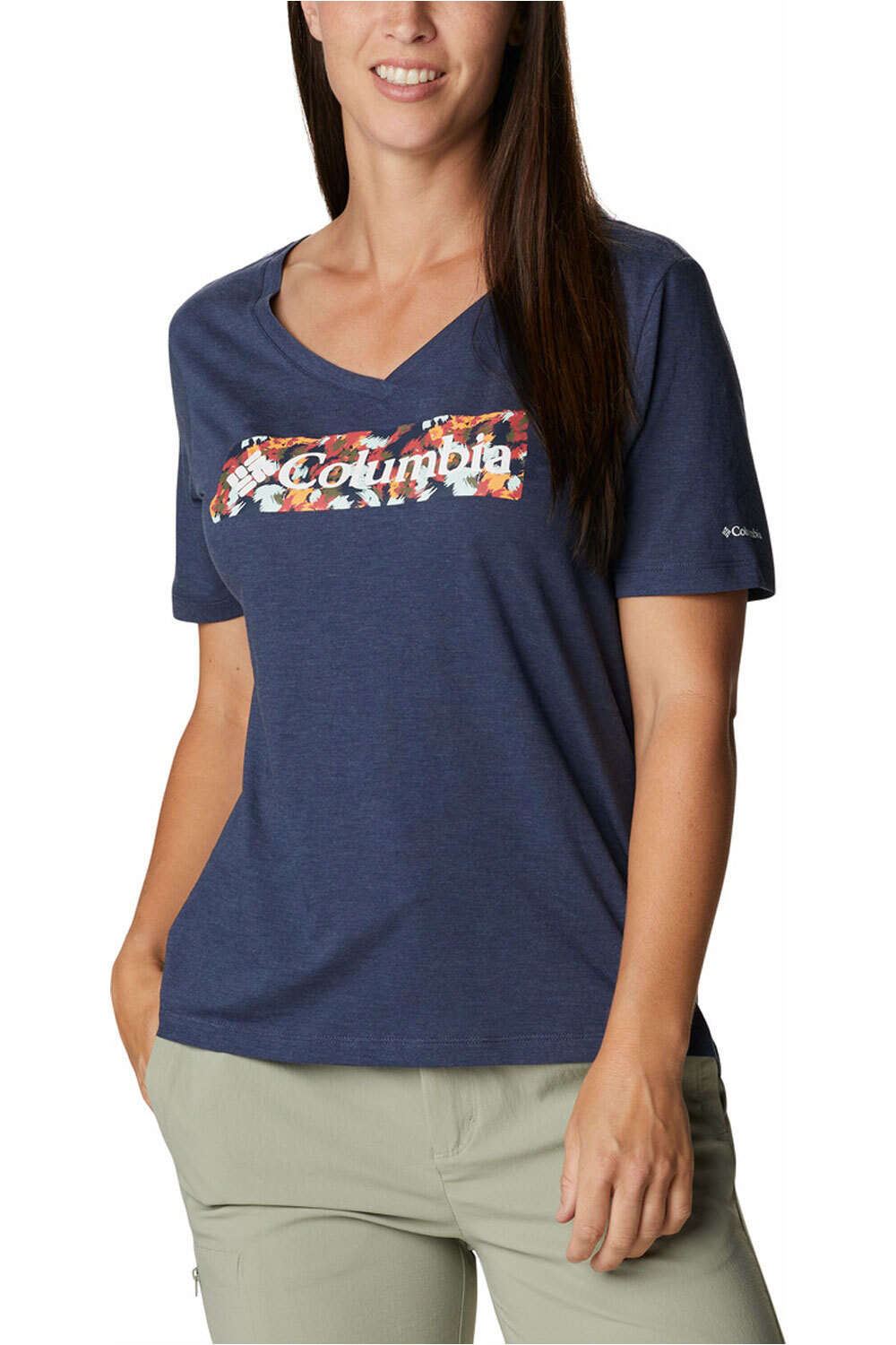 Columbia camiseta montaña manga corta mujer Columbia Bluebird Day Relaxed V Neck vista detalle Columbia camiseta montaña manga corta mujer Columbia Bluebird Day Relaxed V Neck vista detalle