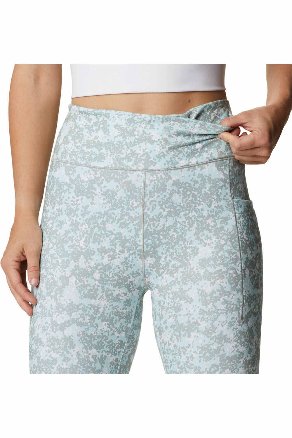 Columbia malla larga mujer Columbia Weekend Adventure 7/8 Legging vista trasera Columbia malla larga mujer Columbia Weekend Adventure 7/8 Legging vista trasera