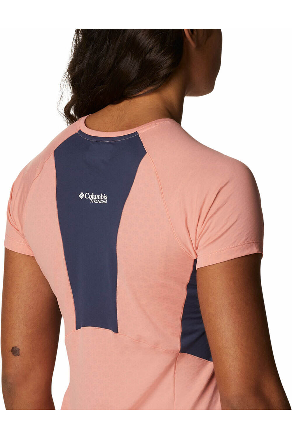 Columbia camiseta montaña manga corta mujer Columbia W Titan Pass Ice SS Tee vista detalle Columbia camiseta montaña manga corta mujer Columbia W Titan Pass Ice SS Tee vista detalle