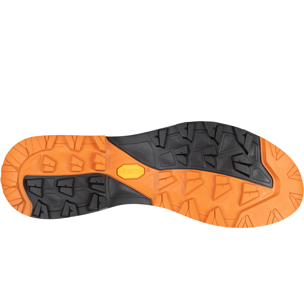 Aku zapatilla trekking hombre Aku ROCK DFS GTX vista trasera Aku zapatilla trekking hombre Aku ROCK DFS GTX vista trasera