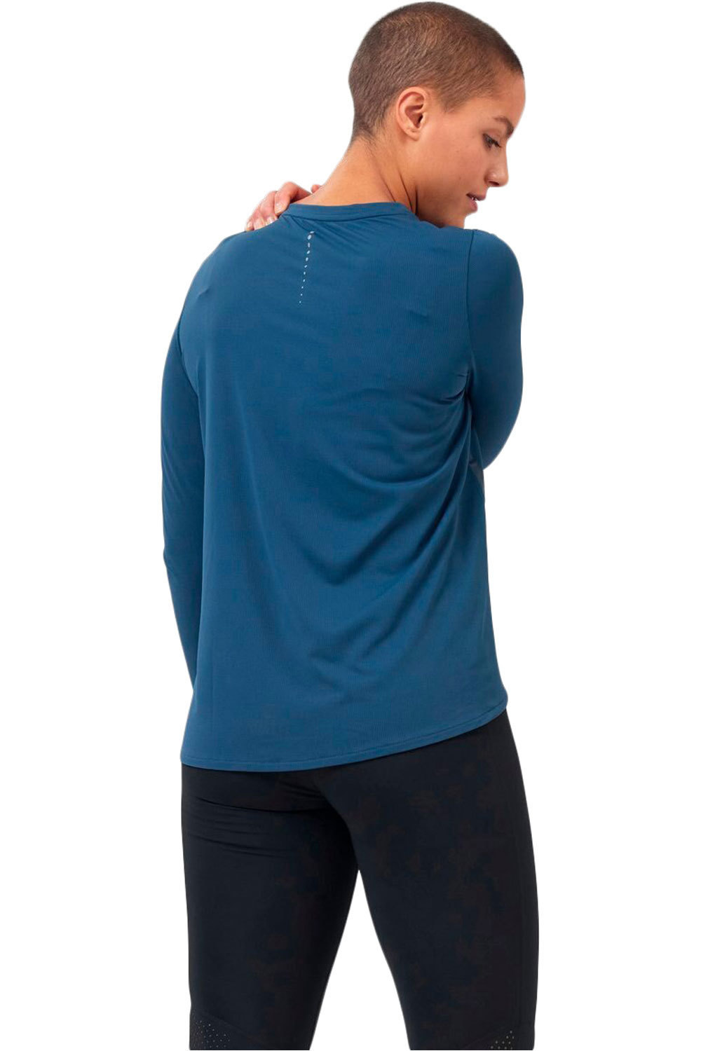 Odlo camiseta técnica manga larga mujer Odlo T-shirt crew neck l/s ZEROWEIGHT CHILL-T vista trasera Odlo camiseta técnica manga larga mujer Odlo T-shirt crew neck l/s ZEROWEIGHT CHILL-T vista trasera