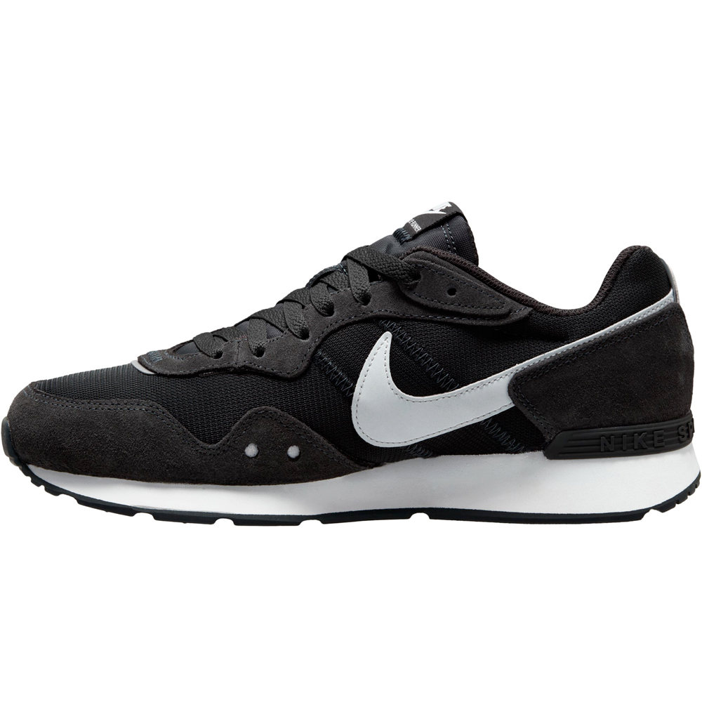 Nike zapatilla moda hombre VENTURE RUNNER lateral interior Nike zapatilla moda hombre VENTURE RUNNER lateral interior