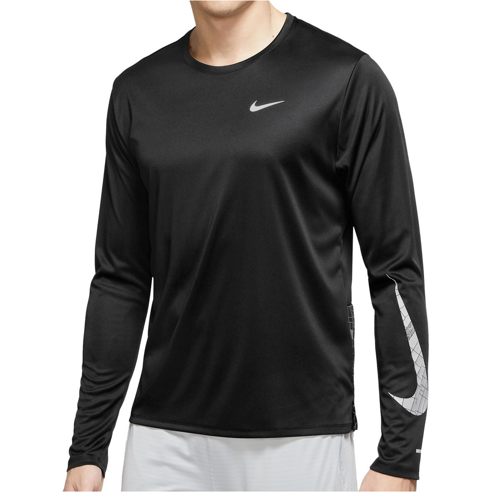 Nike camiseta técnica manga larga hombre DF MILER RN DVN FLASH LS vista detalle Nike camiseta técnica manga larga hombre DF MILER RN DVN FLASH LS vista detalle