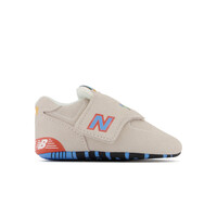New Balance zapatilla multideporte bebe New Balance 574 Backyard Friends lateral exterior New Balance zapatilla multideporte bebe New Balance 574 Backyard Friends lateral exterior