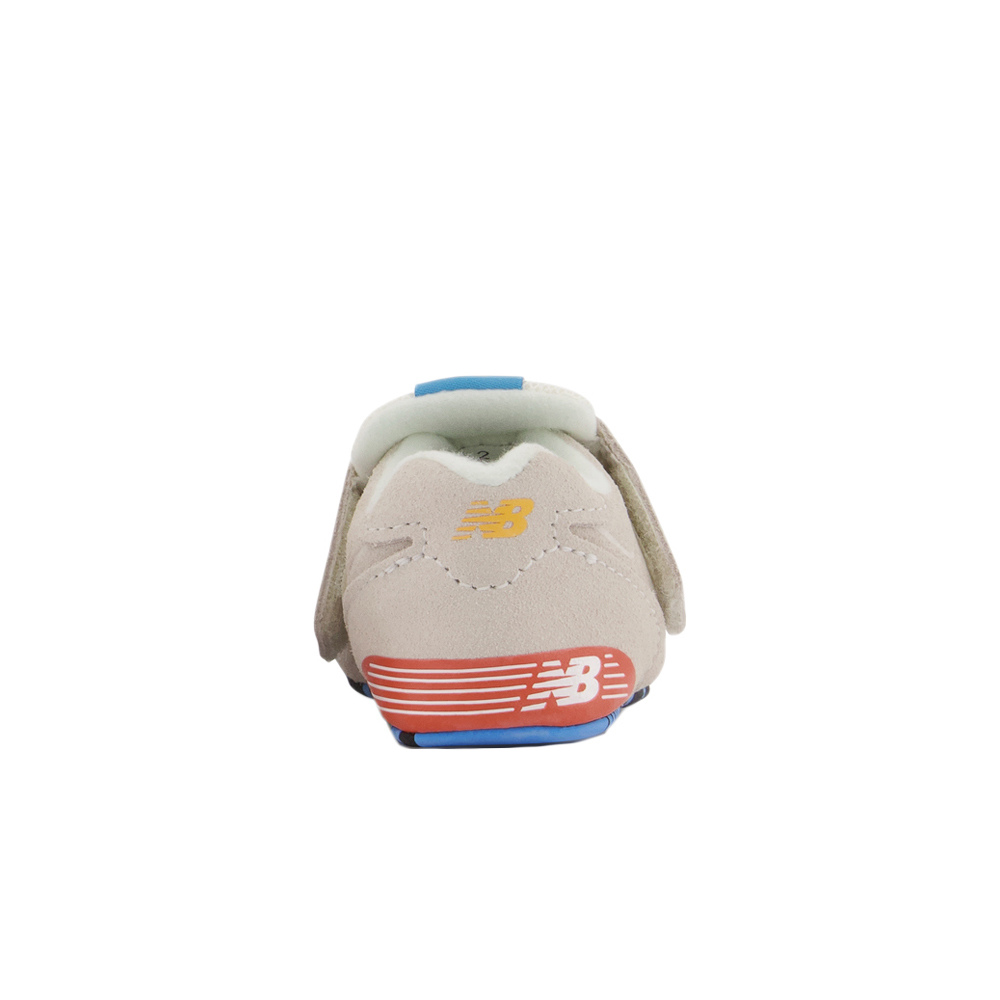 New Balance zapatilla multideporte bebe New Balance 574 Backyard Friends vista trasera New Balance zapatilla multideporte bebe New Balance 574 Backyard Friends vista trasera