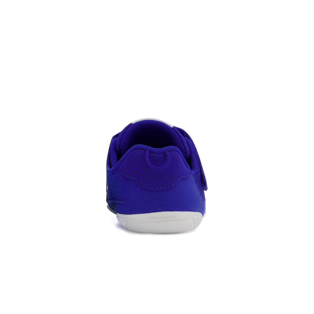 New Balance zapatilla multideporte bebe New Balance New-B vista trasera New Balance zapatilla multideporte bebe New Balance New-B vista trasera
