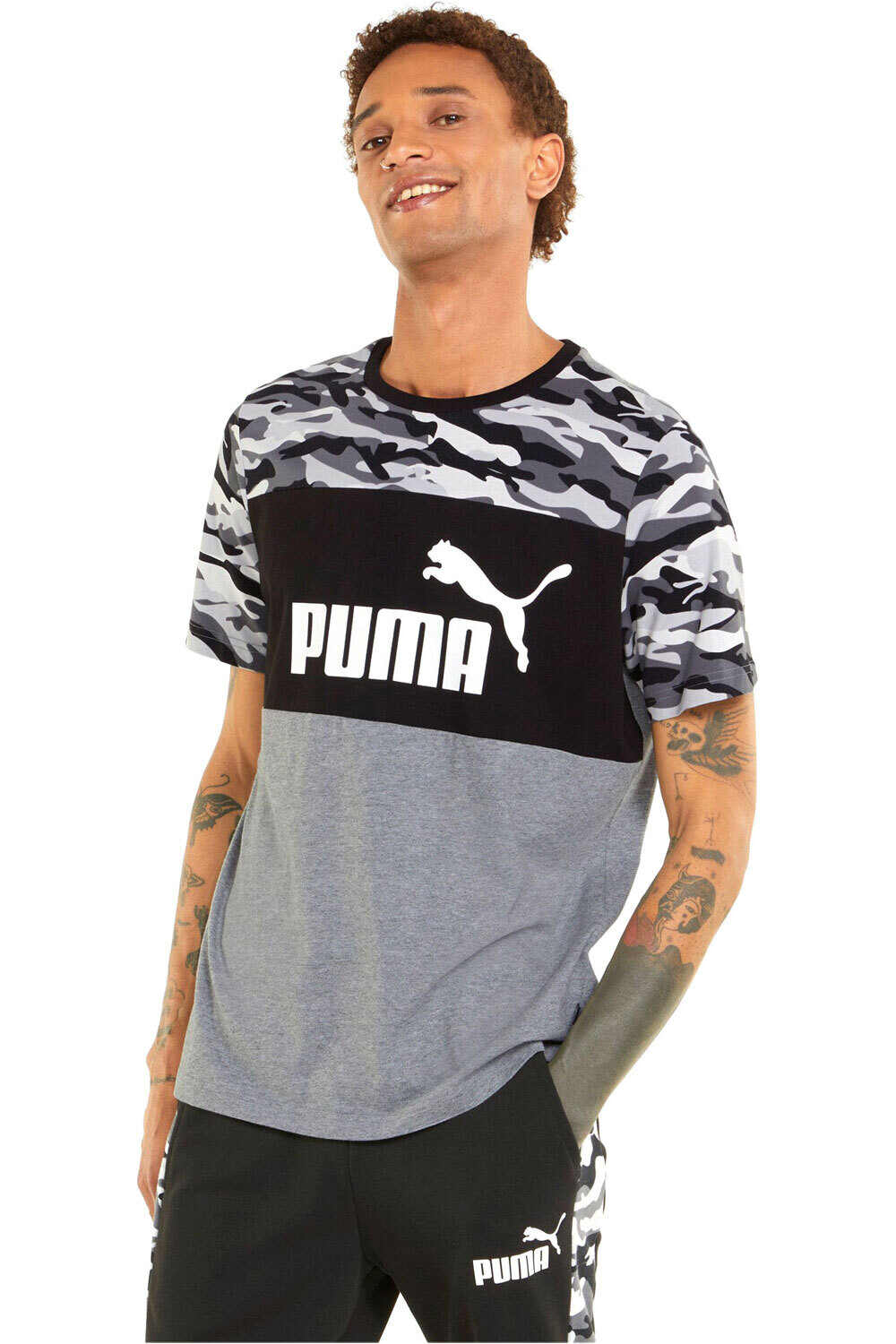 Puma camiseta manga corta hombre Puma ESS+ Camo Tee vista frontal Puma camiseta manga corta hombre Puma ESS+ Camo Tee vista frontal