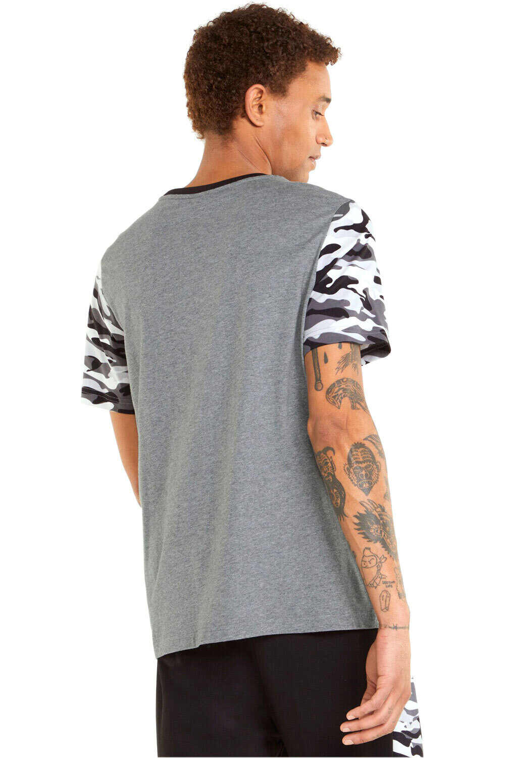 Puma camiseta manga corta hombre Puma ESS+ Camo Tee vista trasera Puma camiseta manga corta hombre Puma ESS+ Camo Tee vista trasera