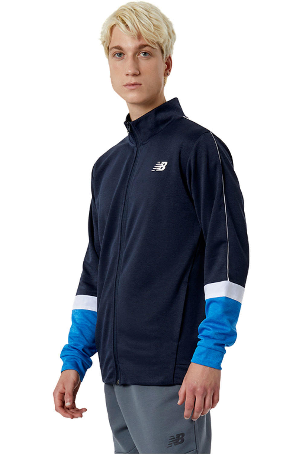 New Balance camiseta técnica manga larga hombre New Balance Tenacity Knit Jacket vista trasera New Balance camiseta técnica manga larga hombre New Balance Tenacity Knit Jacket vista trasera