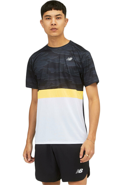 NEW BALANCE STRIPED ACCELERATE SHORT SLEEVE negro