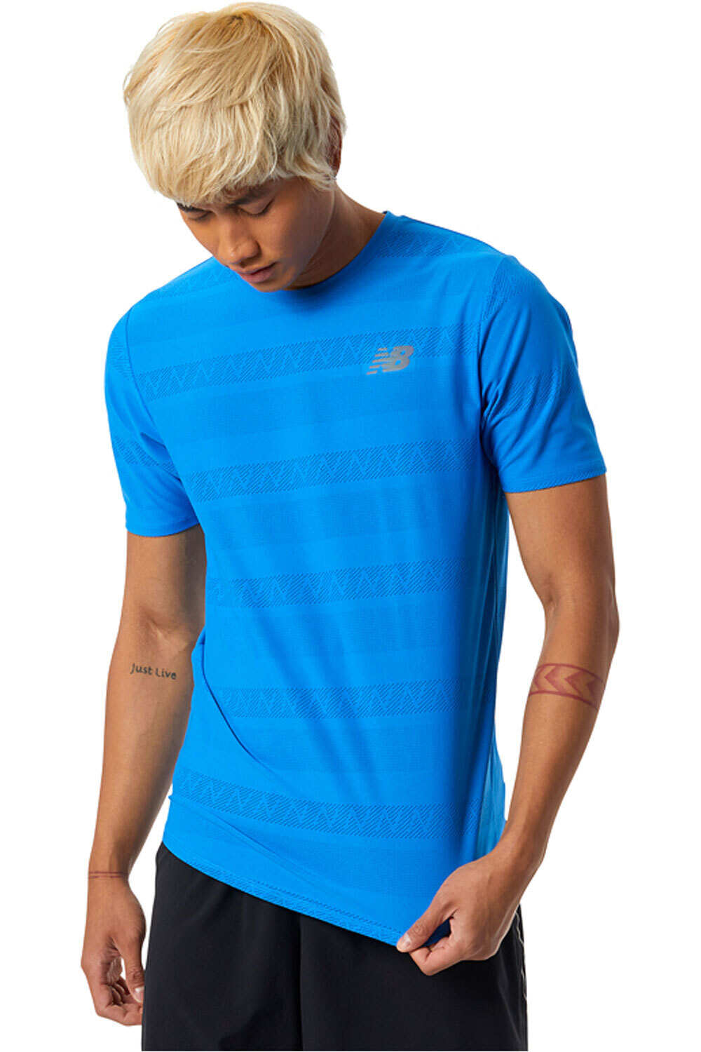 New Balance camiseta técnica manga corta hombre New Balance Q Speed Jacquard Short Sleeve vista frontal New Balance camiseta técnica manga corta hombre New Balance Q Speed Jacquard Short Sleeve vista frontal