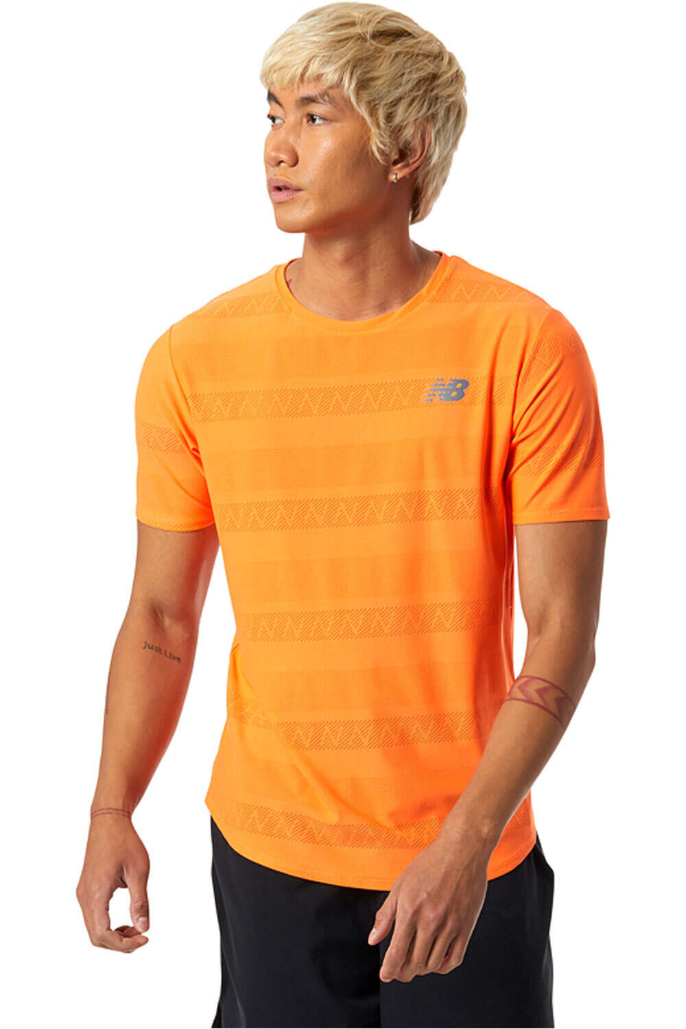 New Balance camiseta técnica manga corta hombre New Balance Q Speed Jacquard Short Sleeve vista frontal New Balance camiseta técnica manga corta hombre New Balance Q Speed Jacquard Short Sleeve vista frontal