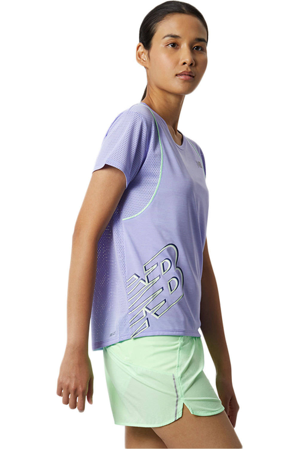 New Balance camiseta entrenamiento manga corta mujer New Balance Printed Fast Flight SS vista detalle New Balance camiseta entrenamiento manga corta mujer New Balance Printed Fast Flight SS vista detalle