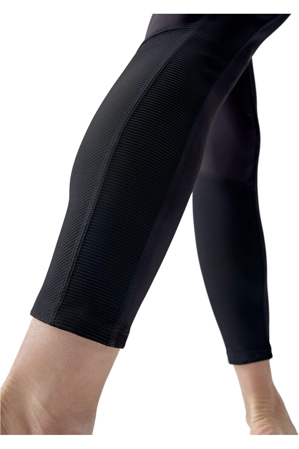 Born Living Yoga Pantalon Largo Yoga Born Living Yoga Legging Marali vista detalle Born Living Yoga Pantalon Largo Yoga Born Living Yoga Legging Marali vista detalle