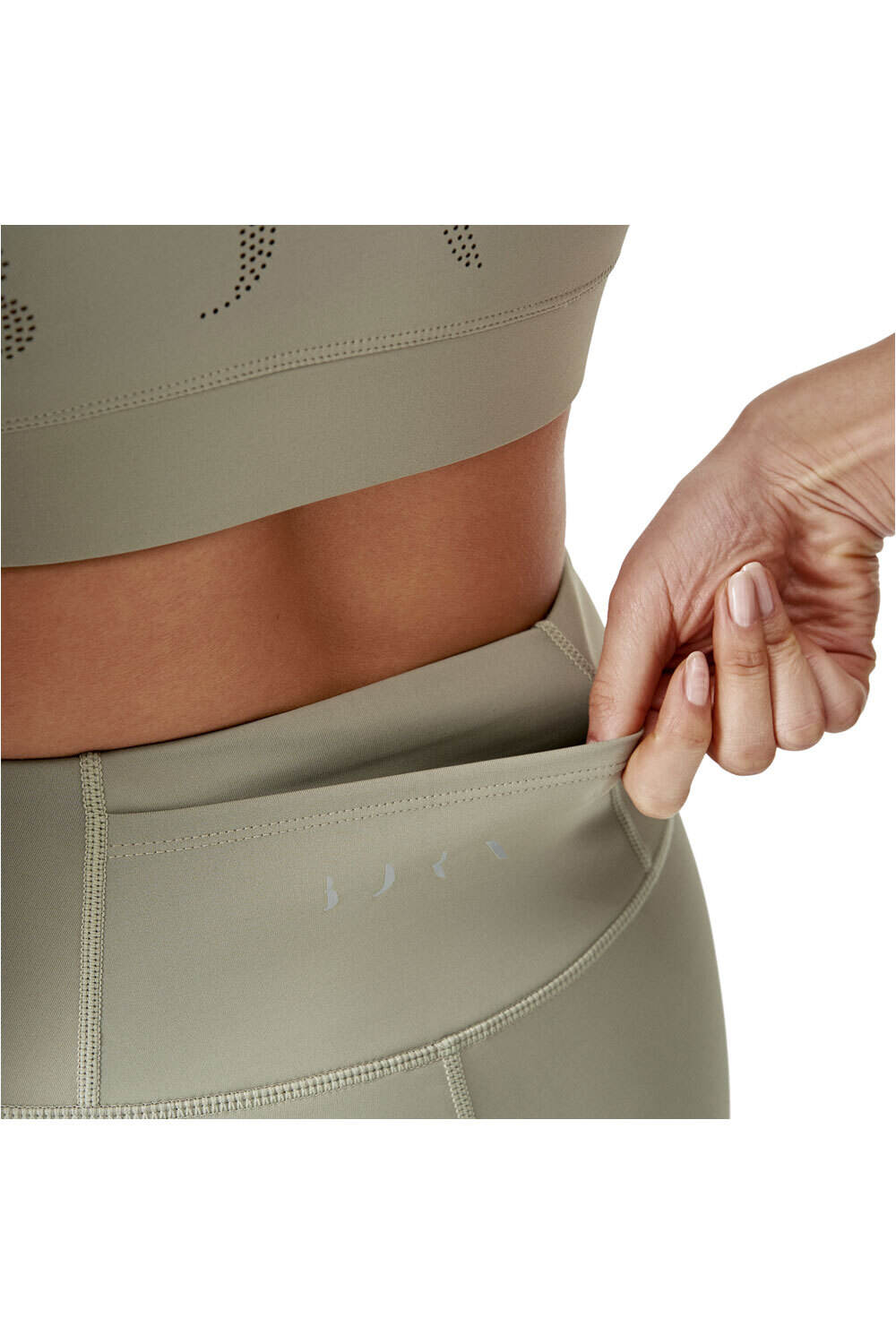 Born Living Yoga pantalones yoga Born Living Yoga Short Yanal vista detalle Born Living Yoga pantalones yoga Born Living Yoga Short Yanal vista detalle