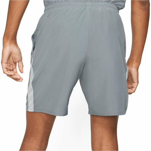 NIKE M NK DF RUN SHORT 7BF gris