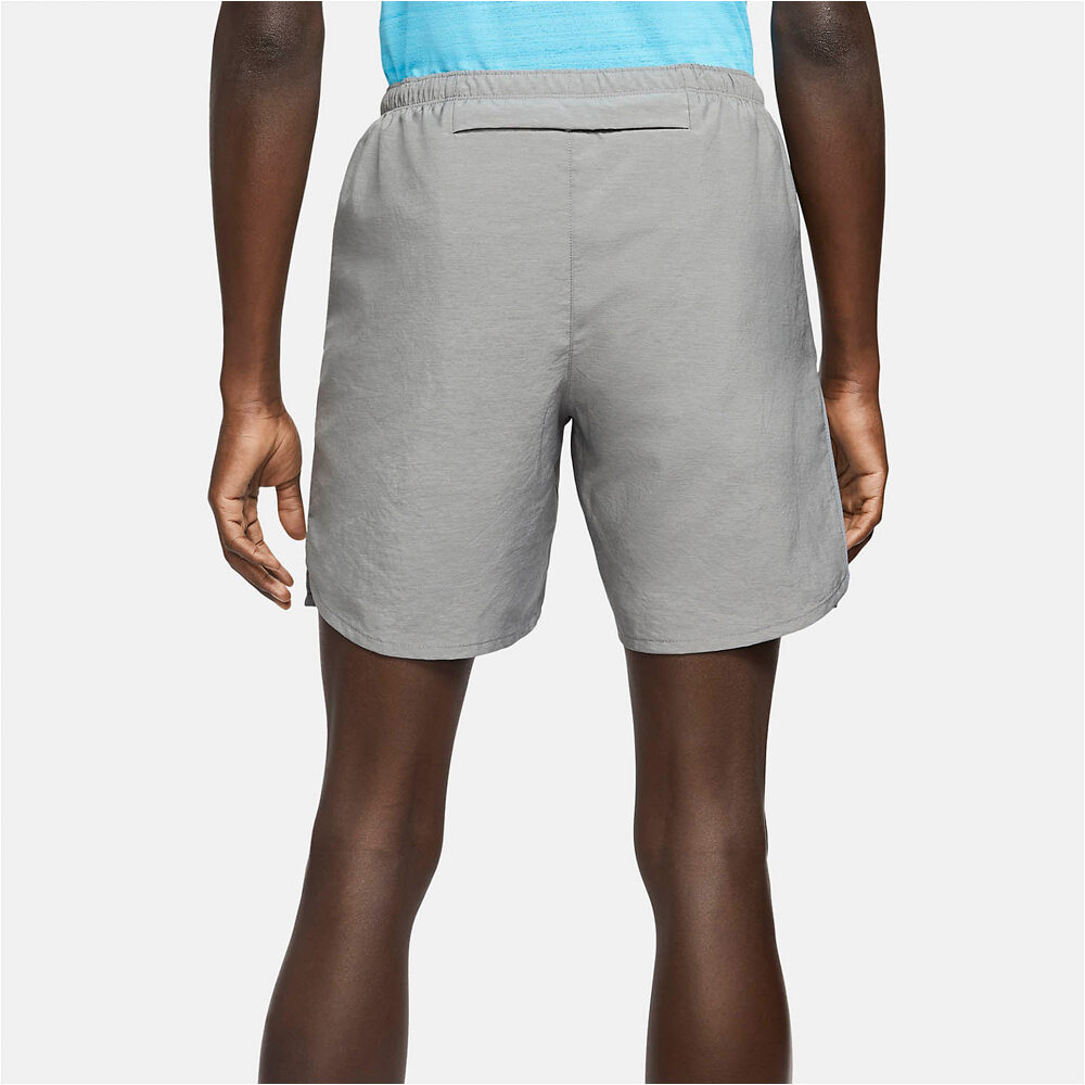 Nike pantaloneta técnica hombre Nike M NK DF CHALLENGER SHORT 72IN1 vista trasera Nike pantaloneta técnica hombre Nike M NK DF CHALLENGER SHORT 72IN1 vista trasera